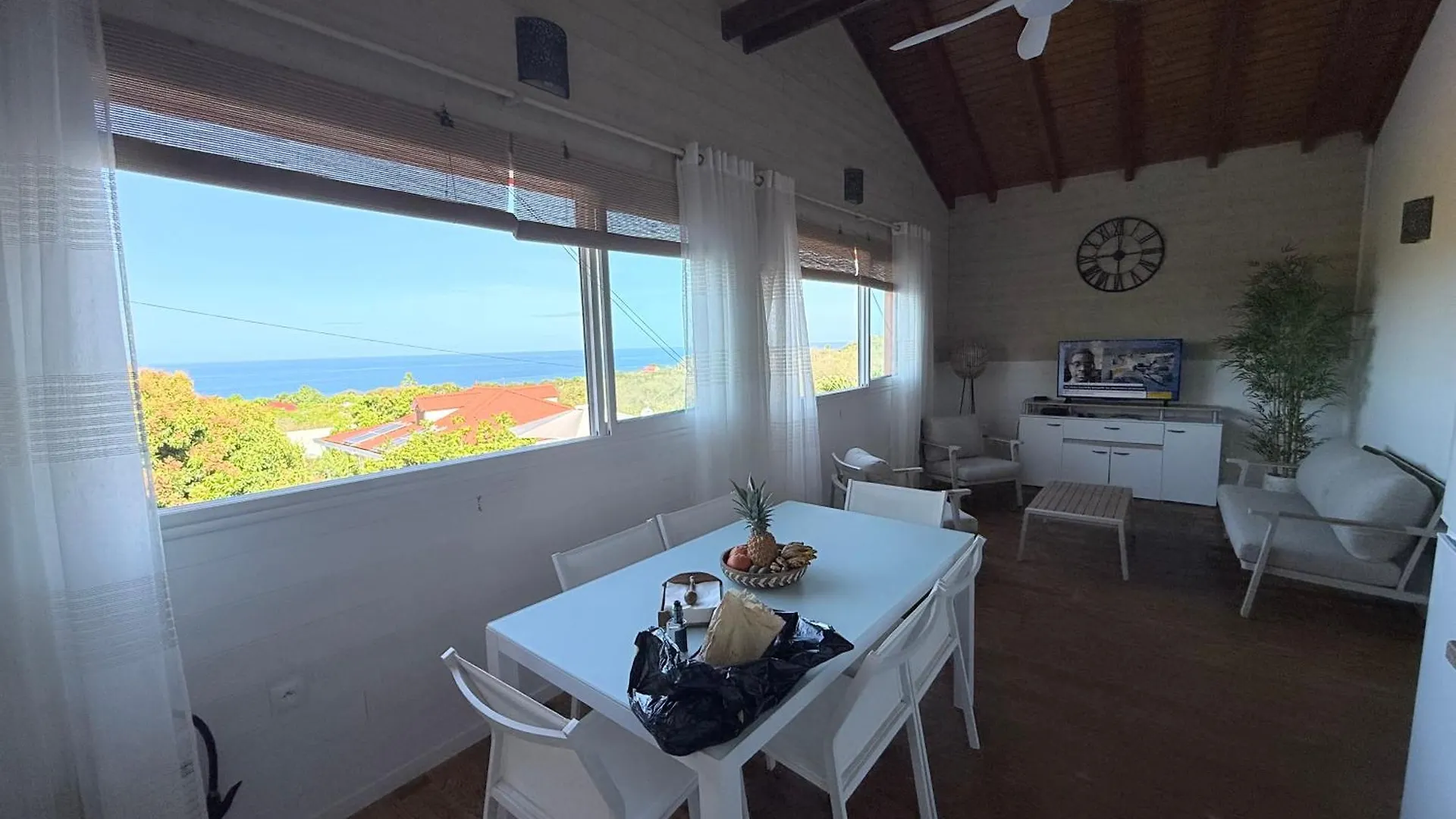 Villa Blue Horizon à Vieux-Habitants Hébergement de vacances